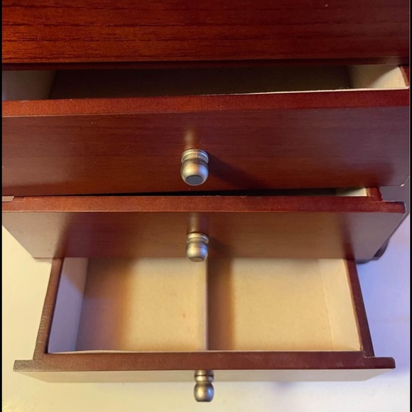 Jewelry Box - Picture 6 of 10